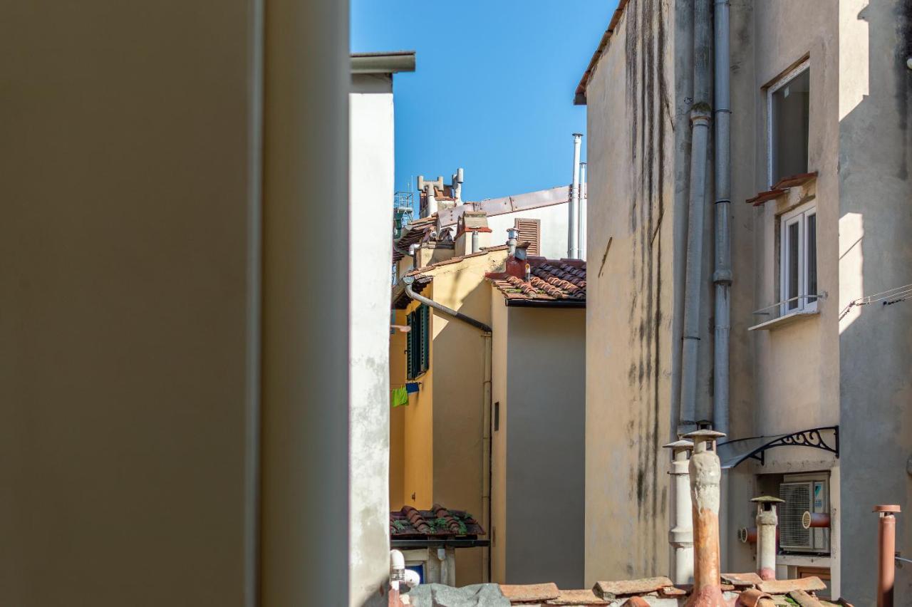 E Quindi Uscimmo A Riveder Le Stelle Apartamento Florença Exterior foto