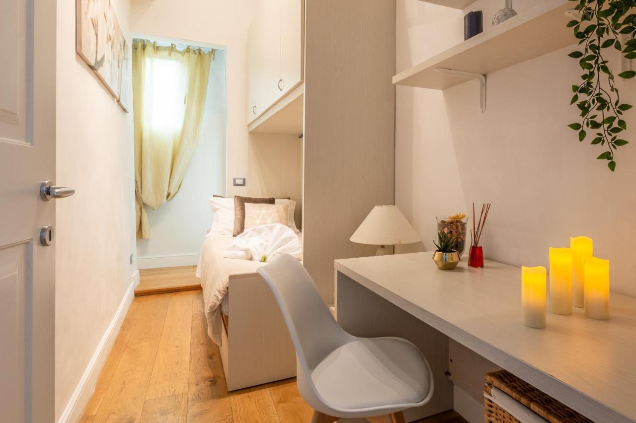E Quindi Uscimmo A Riveder Le Stelle Apartamento Florença Exterior foto
